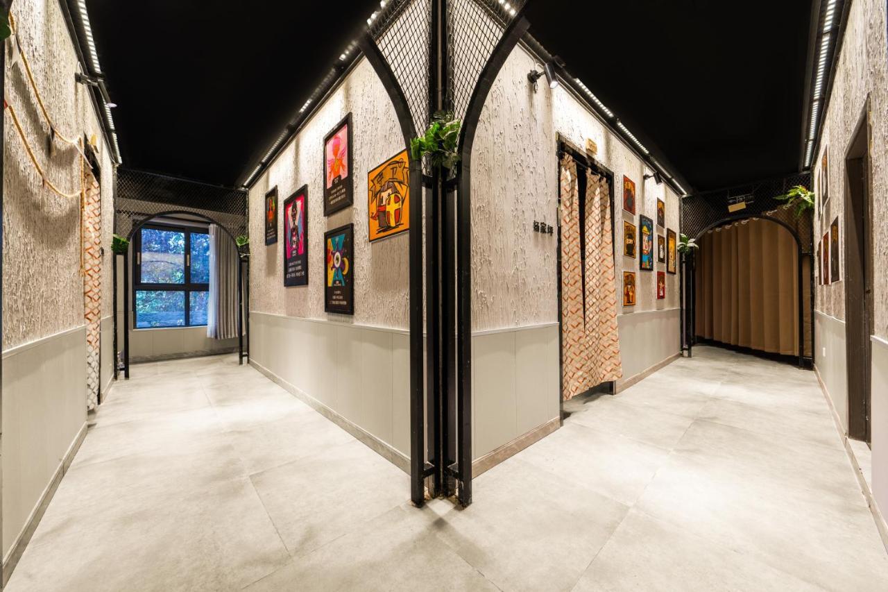 Riverside International Youth Hostel阅江老院青年旅舍 Çongçing Dış mekan fotoğraf