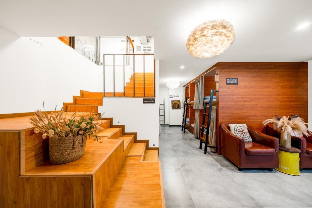 Riverside International Youth Hostel阅江老院青年旅舍 Çongçing Dış mekan fotoğraf