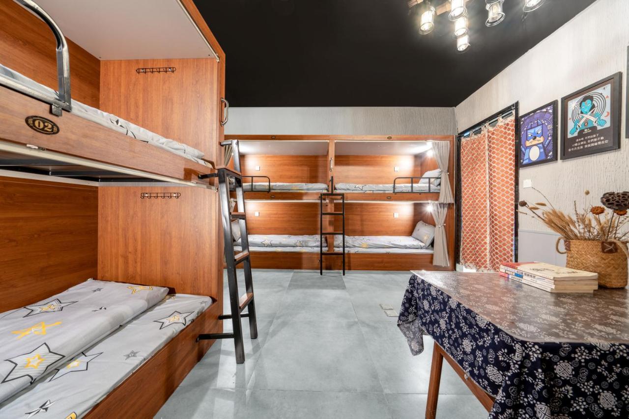 Riverside International Youth Hostel阅江老院青年旅舍 Çongçing Dış mekan fotoğraf
