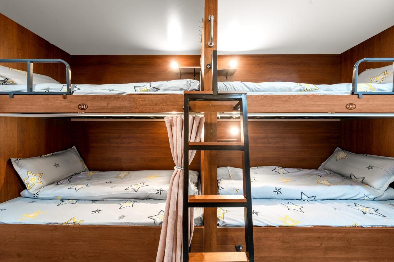 Riverside International Youth Hostel阅江老院青年旅舍 Çongçing Dış mekan fotoğraf