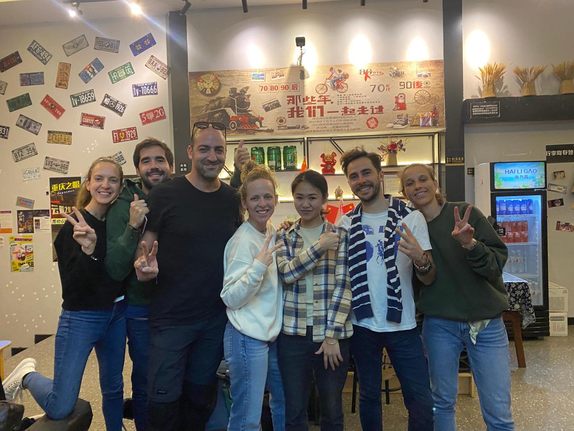 Riverside International Youth Hostel阅江老院青年旅舍 Çongçing Dış mekan fotoğraf