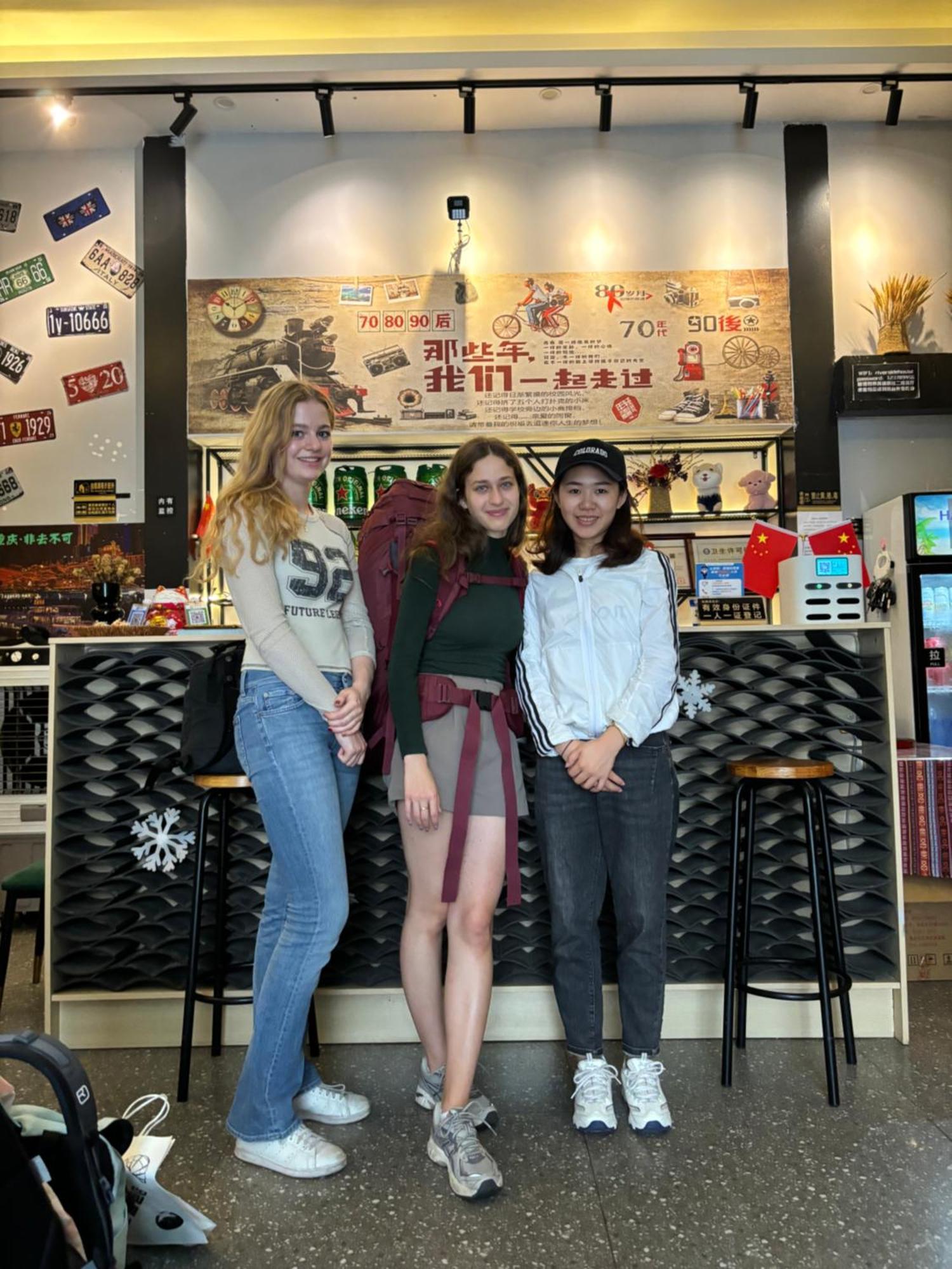 Riverside International Youth Hostel阅江老院青年旅舍 Çongçing Dış mekan fotoğraf